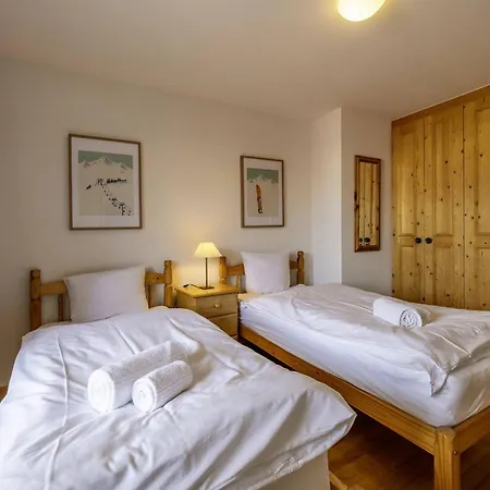 Etagnes 2 Est, Ski-in Ski-out, Vue Magnifique 南达